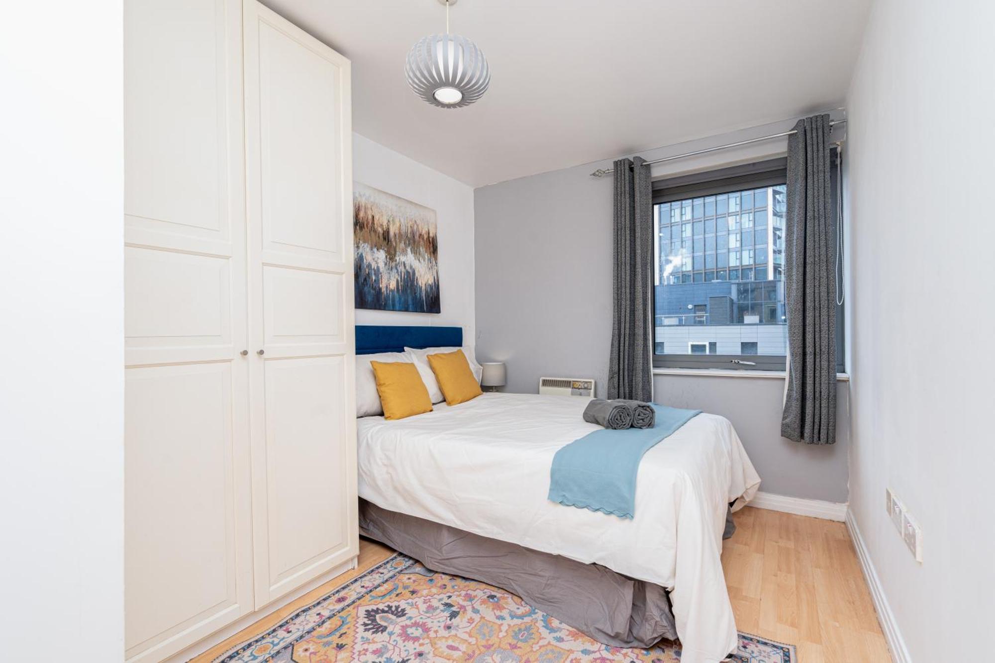 Appartamento Modern Two Bed Two Bath Opposite Tube Station